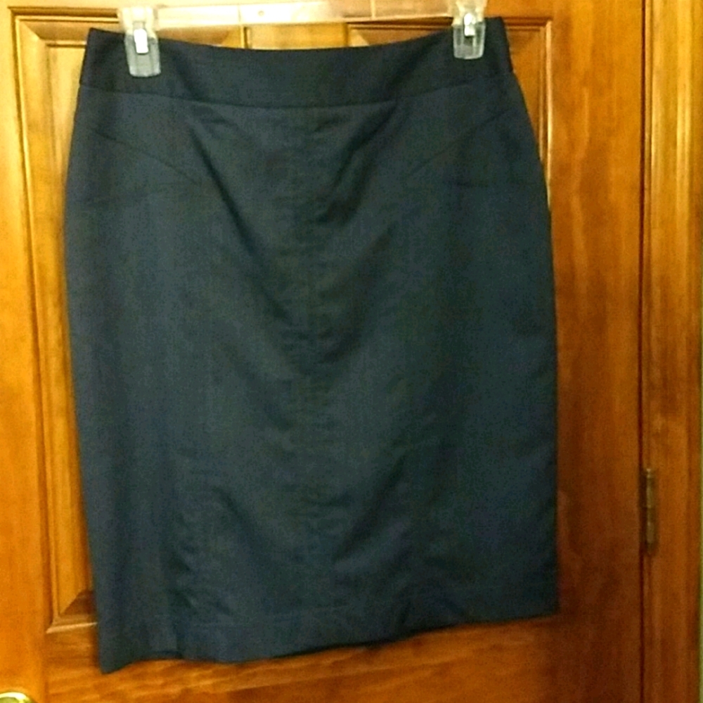 3/$20 Pencil Skirt 14 Navy Worthington